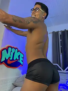 Chatroom XXX en direct de Jackson_stone