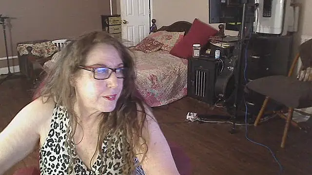 Czat XXX na żywo – Ireallysquirt