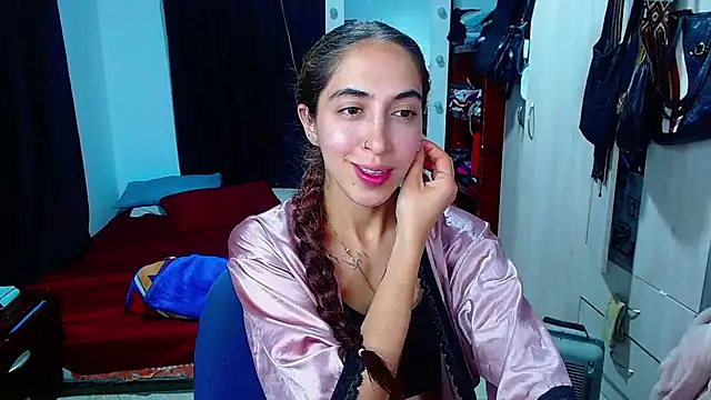 MariamGray1 Live XXX-Chat