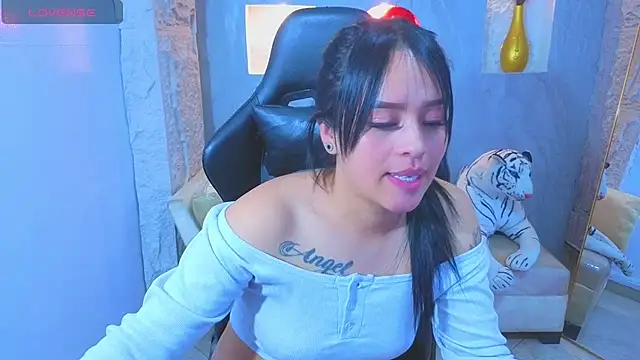 Chat XXX ao vivo de Lore18_b