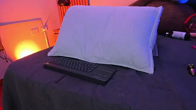 XXX chat uživo modela DakotaSlender