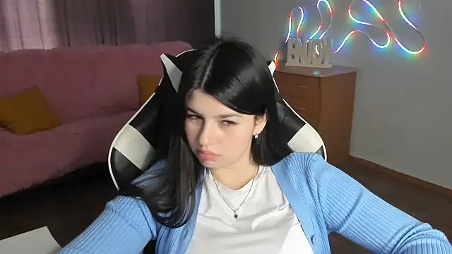 Chat +18 de KisaModel ao vivo
