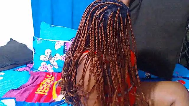LaicyBrown76 - squirt on my face Mia