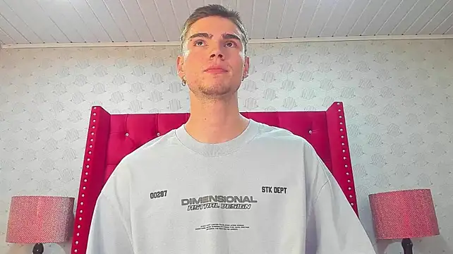 NickWild Live XXX Chat