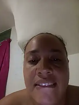 la_gordita Adlı Modelin Canlı XXX Sohbeti