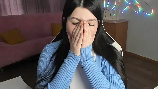 KisaModel: онлайн-секс-чат