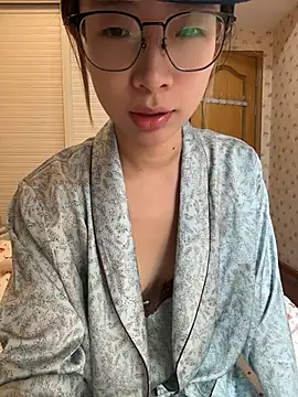 xiaozz-001 Show in webcam