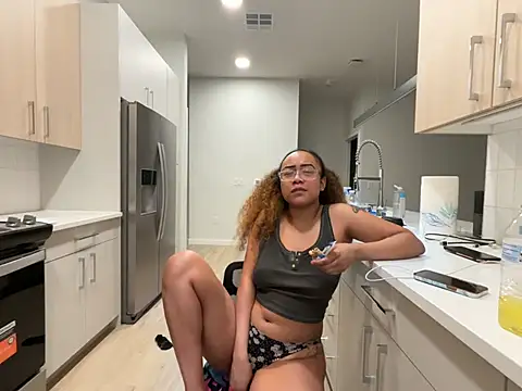 ReeseZen Live XXX Chat