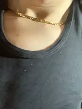 MiroKari2 Chat XXX in diretta