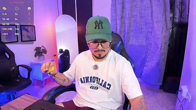 DaviidEvans_ Chat XXX in diretta