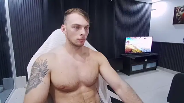 YourHotGreg Adlı Modelin Canlı XXX Sohbeti