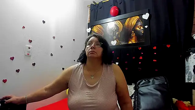 Evaaross_2345's Live XXX Chat