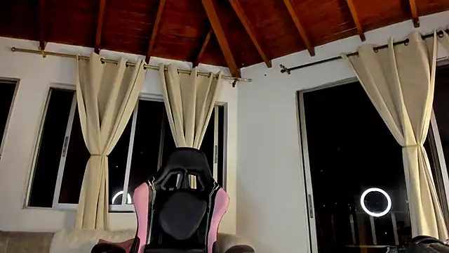 Chat XXX ao vivo de IsaFontanna