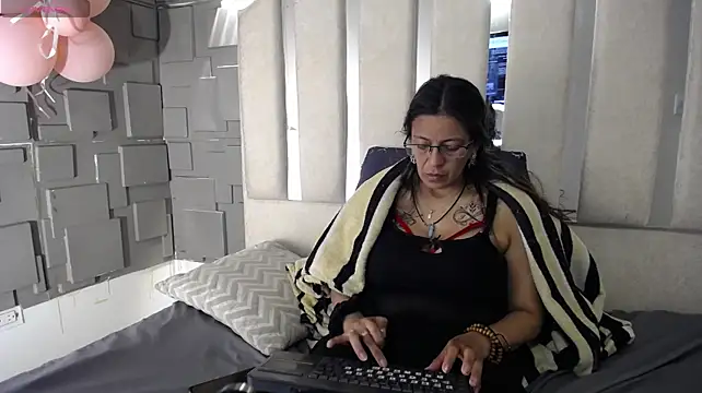 sami29_ Live XXX-chat