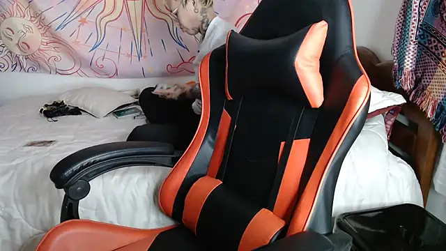 ArrangedFoot's Live XXX Chat