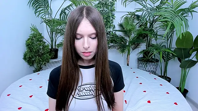 dark_k1tty's Live XXX Chat