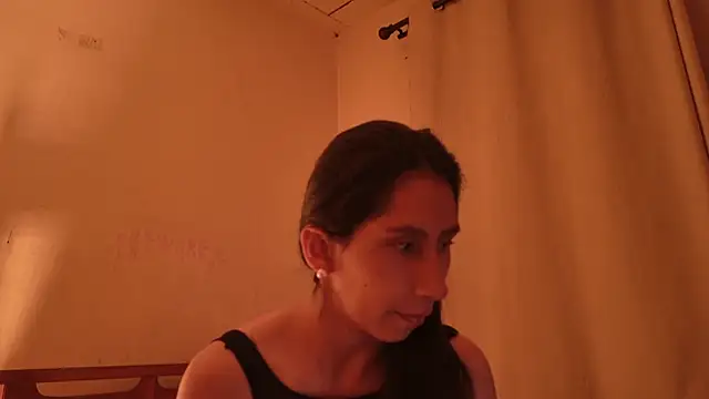MoonLipsON-n Live XXX chat