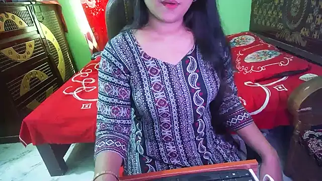 BengaliQueenStar Chat XXX live