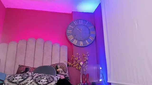 Inndrahot - 💦Fingering Ass💦