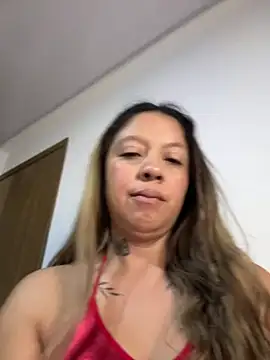 Chat XXX ao vivo de Bruja_lu