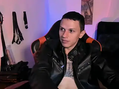 Masterdave7n Live XXX chat
