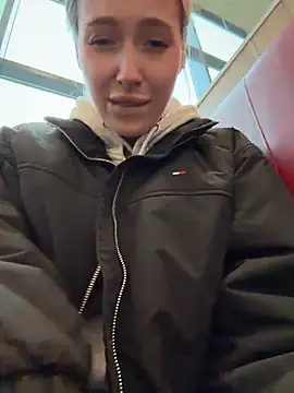 Coconut_milk - Squeeze boobs with 2 ✋in tram