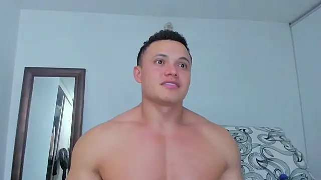 KingLevi01 live XXX chat