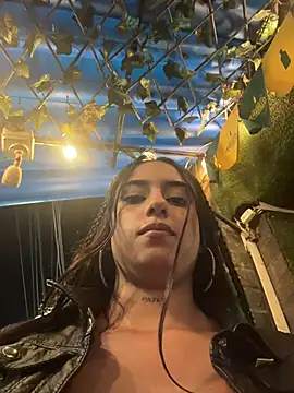 LilacNoir - 😈FREE TITS😈
