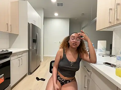 ReeseZen - Flash pussy& add lush in