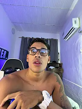 Chatroom XXX en direct de Jackson_stone