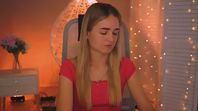 DeboraLarson Adlı Modelin Canlı XXX Sohbeti