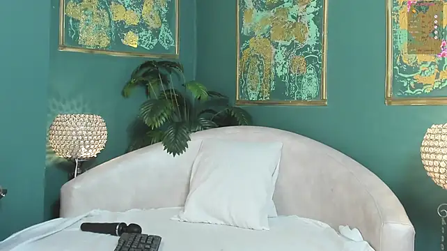 Sara_Gomez - slap nylon and squeeze