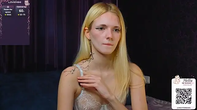 helly_hoffn Live XXX chat