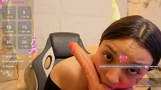 XXX chat uživo modela lia_harper_t