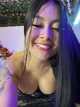 CristalLeyner - You show tits and let your friend touch