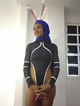Amira_Alzahra - fingers pussy