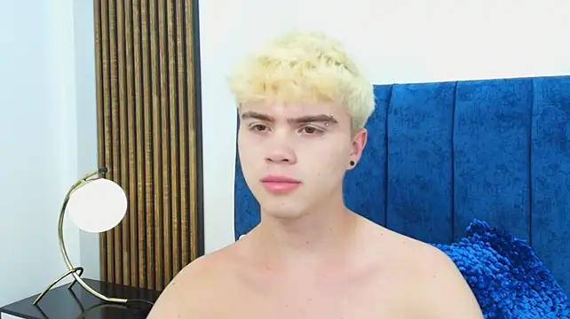 Ian_Stone XXX чат на живо