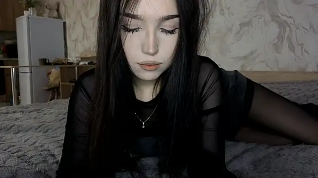 AmieSky XXX чат на живо
