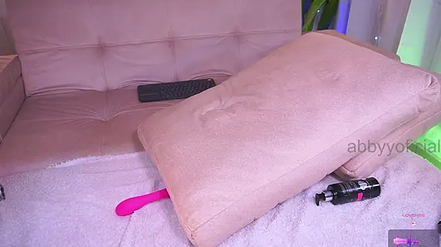 Abbymodell1 - FINGERS IN PUSSY +CREAM