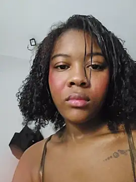 OriannaJames - open pussy 🫣😈