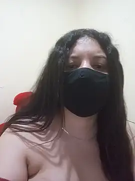 Czat XXX na żywo – Lara-_-28