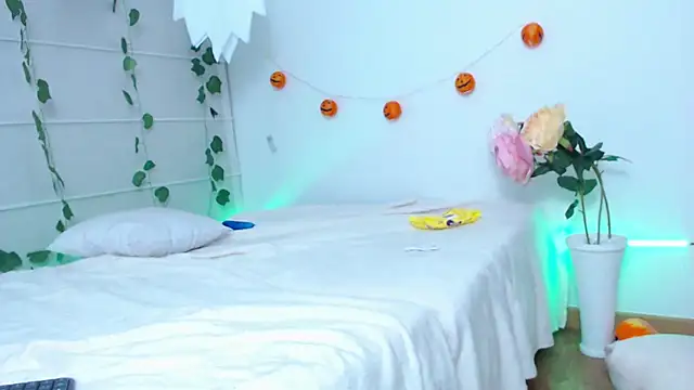 SarabubbieのライブXXXチャット