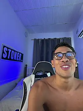 Chatroom XXX en direct de Jackson_stone