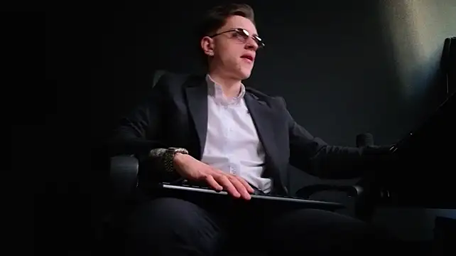 FelixStarkk Live XXX Chat