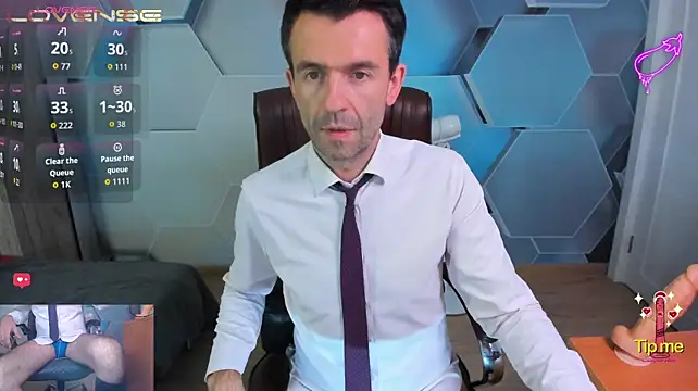 SteveTiger: απευθείας συνομιλία ΧΧΧ