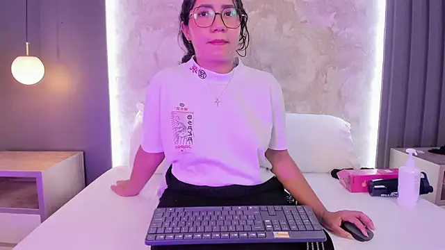 alysson_moon_ লাইভ XXX চ্যাট