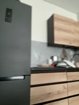 NewLale - Show naked ass