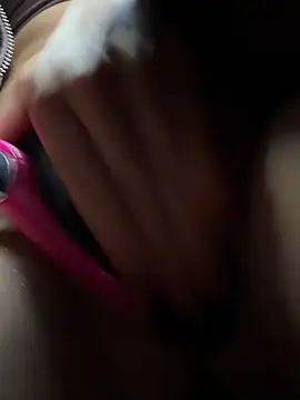 StreetSquirt - take off panties+boobs out