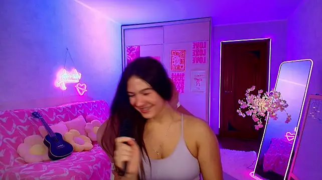 luna_lust_212 Obrolan Langsung XXX