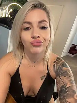 IveySin - Boobs deserve some attention today